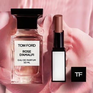 トム フォード ビューティの香水30mLにウッディな香りが追加 