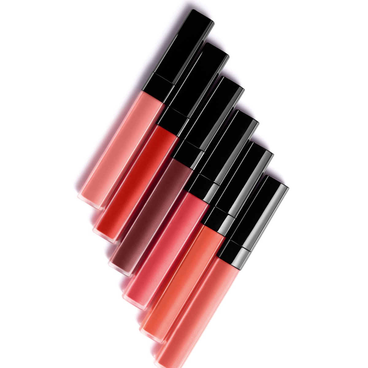 シャネル」からリップとチークに使える新作コスメ登場