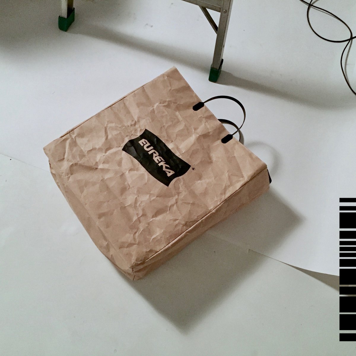 メゾンエウレカ、ベストパッキングストアとの別注バッグ発売