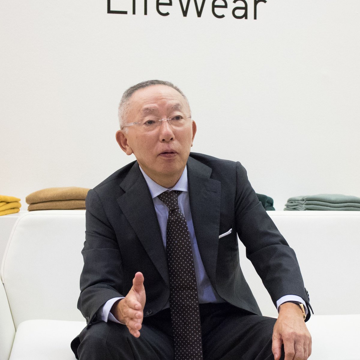 【中古】 個人的なユニクロ主義 柳井社長に至近距離でインタビュー/朝日出版社/柳井正 中古】 個人的なユニクロ主義 柳井社長に至近距離でインタビュー