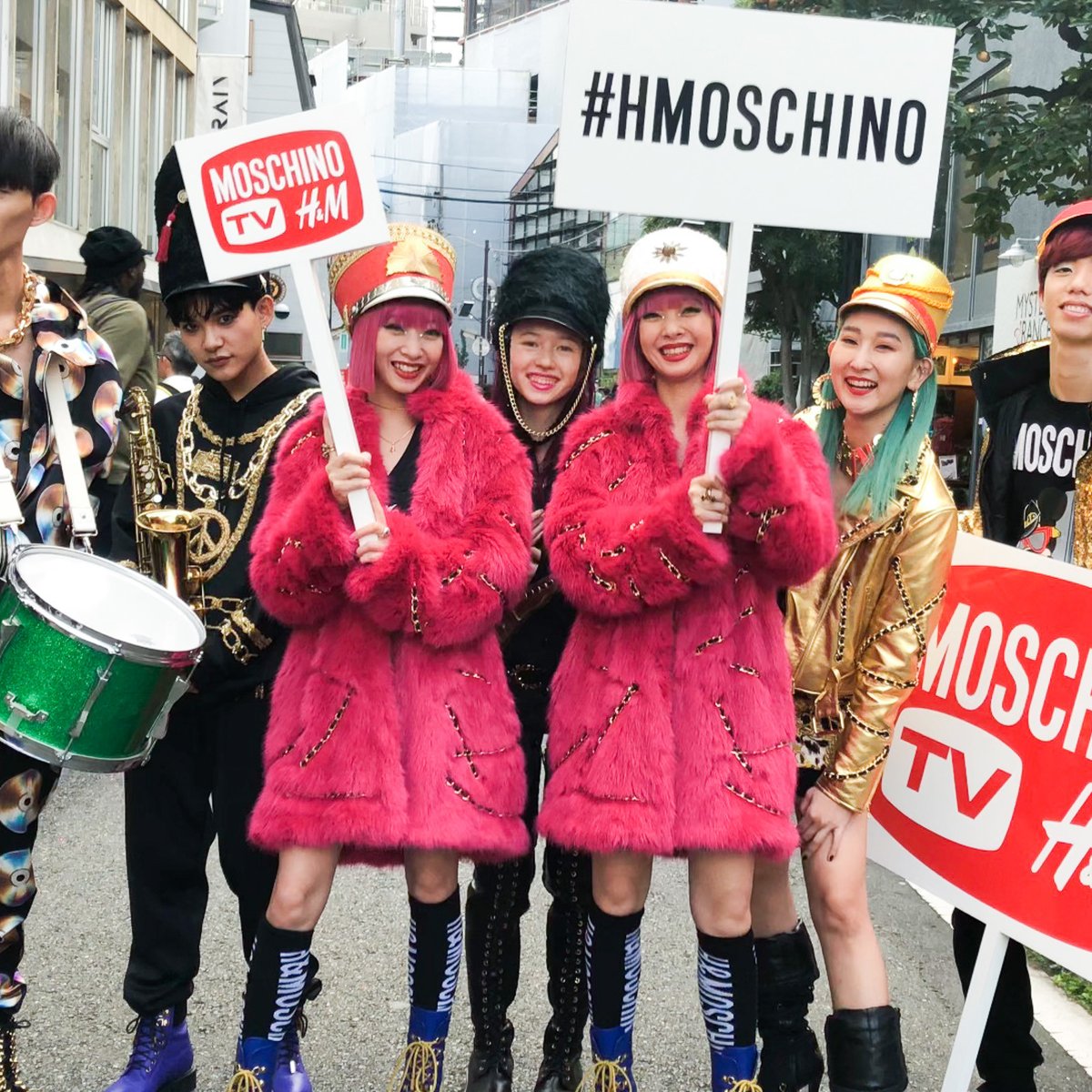 モスキーノH&amp;Mコラボトレーナー 中古］MOSCHINO H&M コラボ トレーナー | FLAWLESS