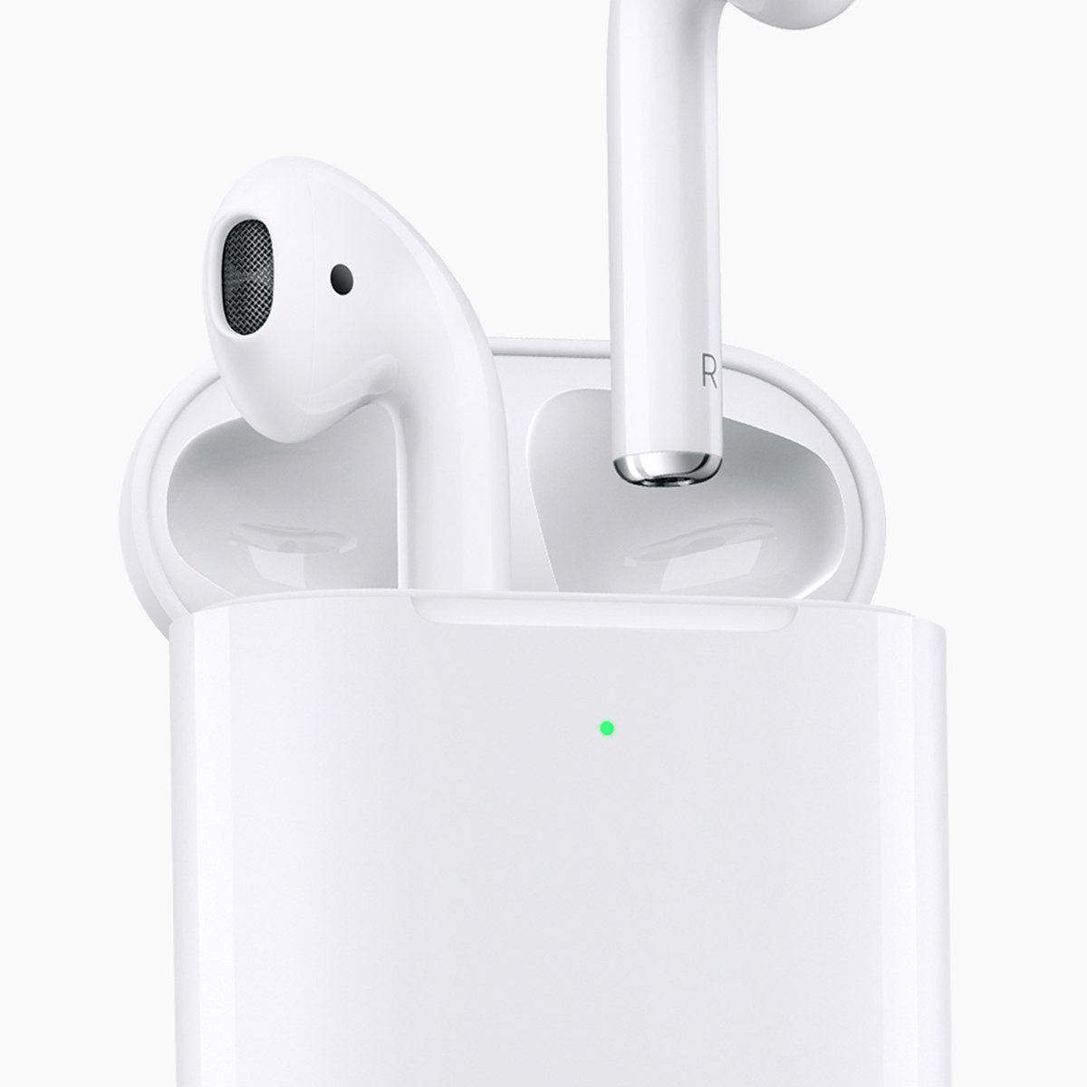 アップルが新AirPods発表、ワイヤレス充電ケースも新登場 アップルが新AirPods発表、ワイヤレス充電ケースも新登場