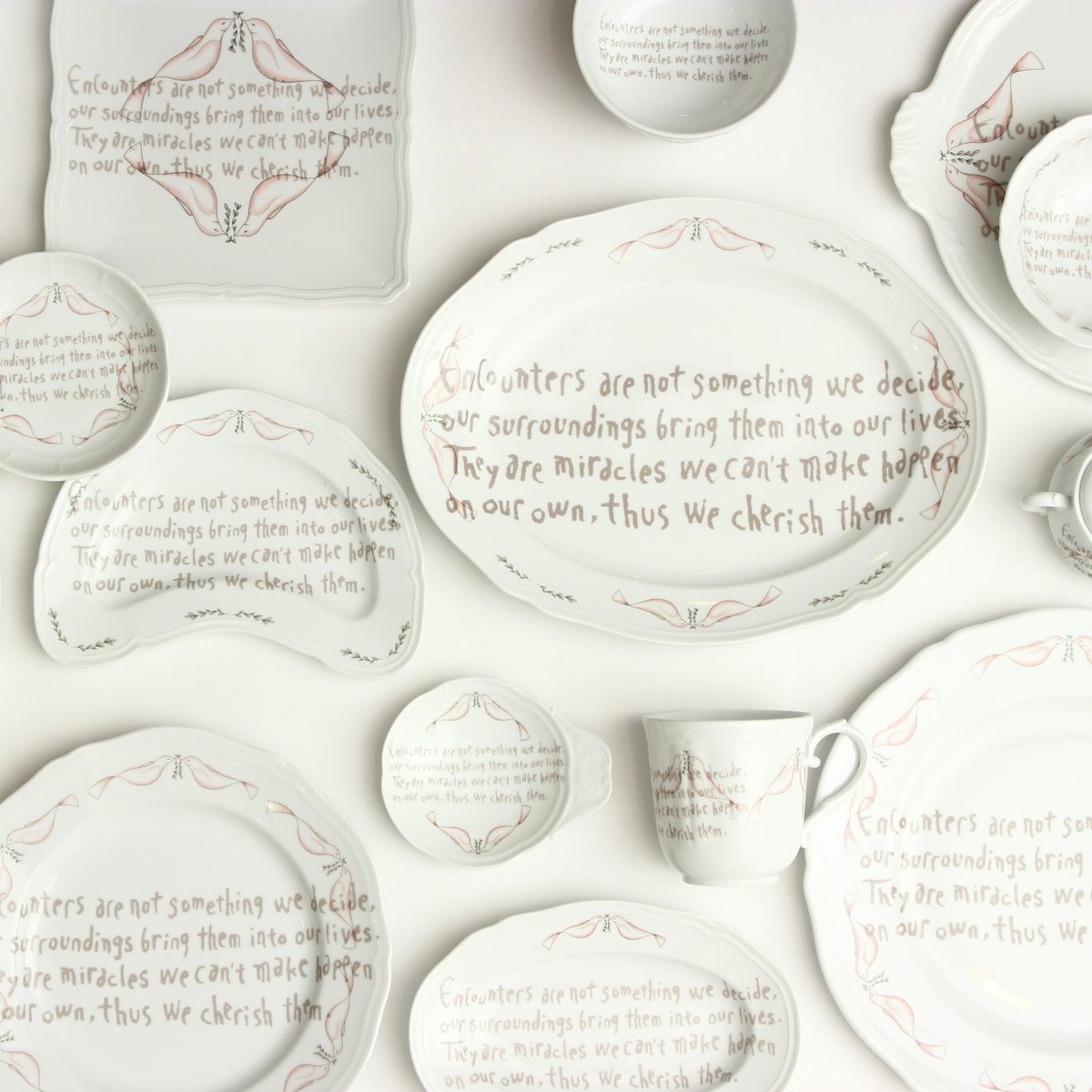 リチャード ジノリ」皆川明デザインのテーブルウェアがパスザバトンに