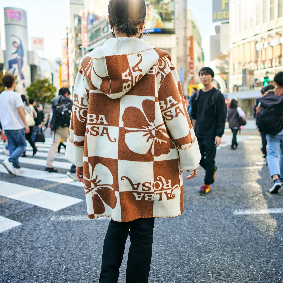 アルバローザ 升目コートクリーニング済み