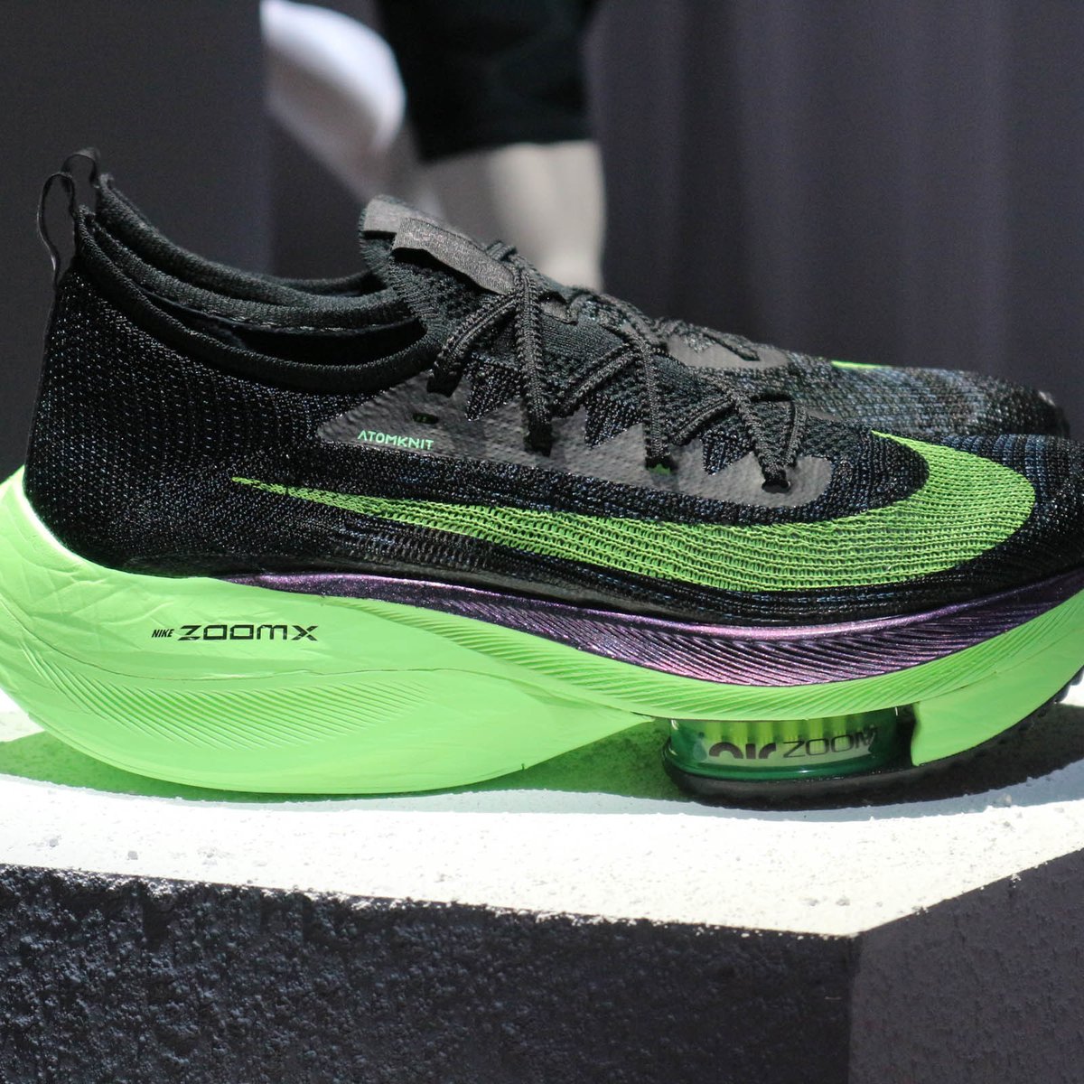 【新品未使用】nike ナイキ エア ズームフライ アルファフライ ネクスト% 憧れのモデルを手に入れるチャンス！ 『ナイキ エア ズーム アルファ