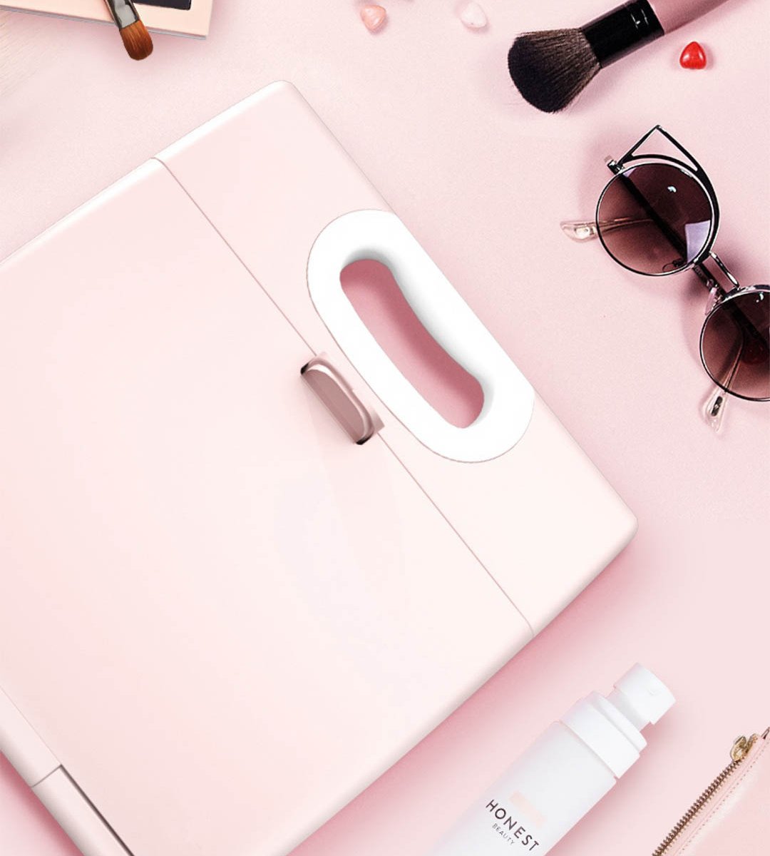 バッグ型のコスメ専用冷蔵庫「COOLTAI」が登場、ワインセラーの製造