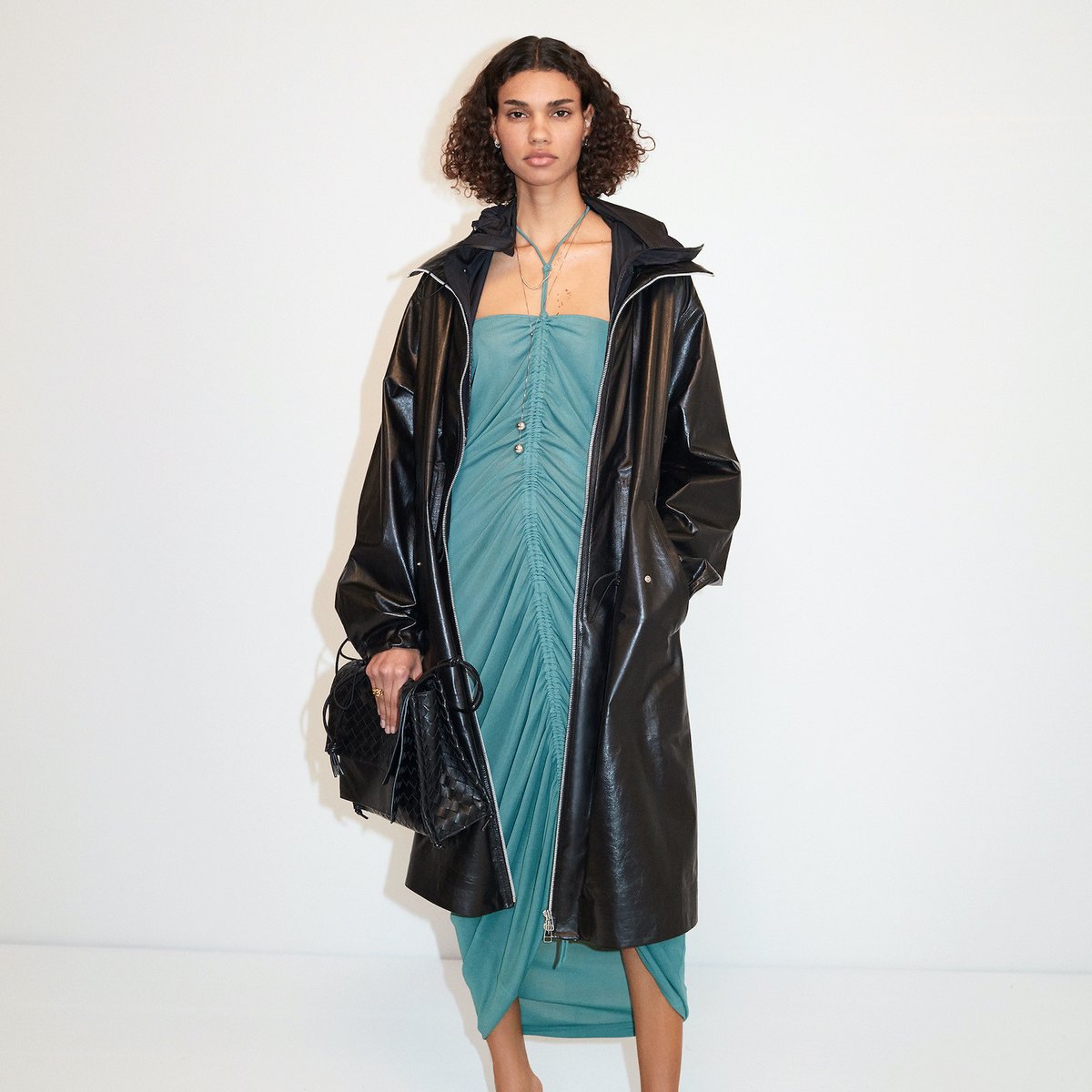 【定価20万】ボッテガヴェネタ.イギリス購入トレーナー新品未使用 定価20万】ボッテガヴェネタ.イギリス購入トレーナー新品未使用