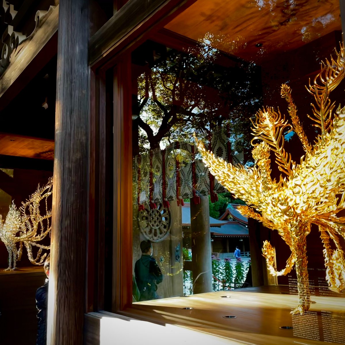 桧皮アート  神社 天皇 アートパネル Expo2025 パブリックアート🎨 名和晃平《Snow-Deer》 森万里子