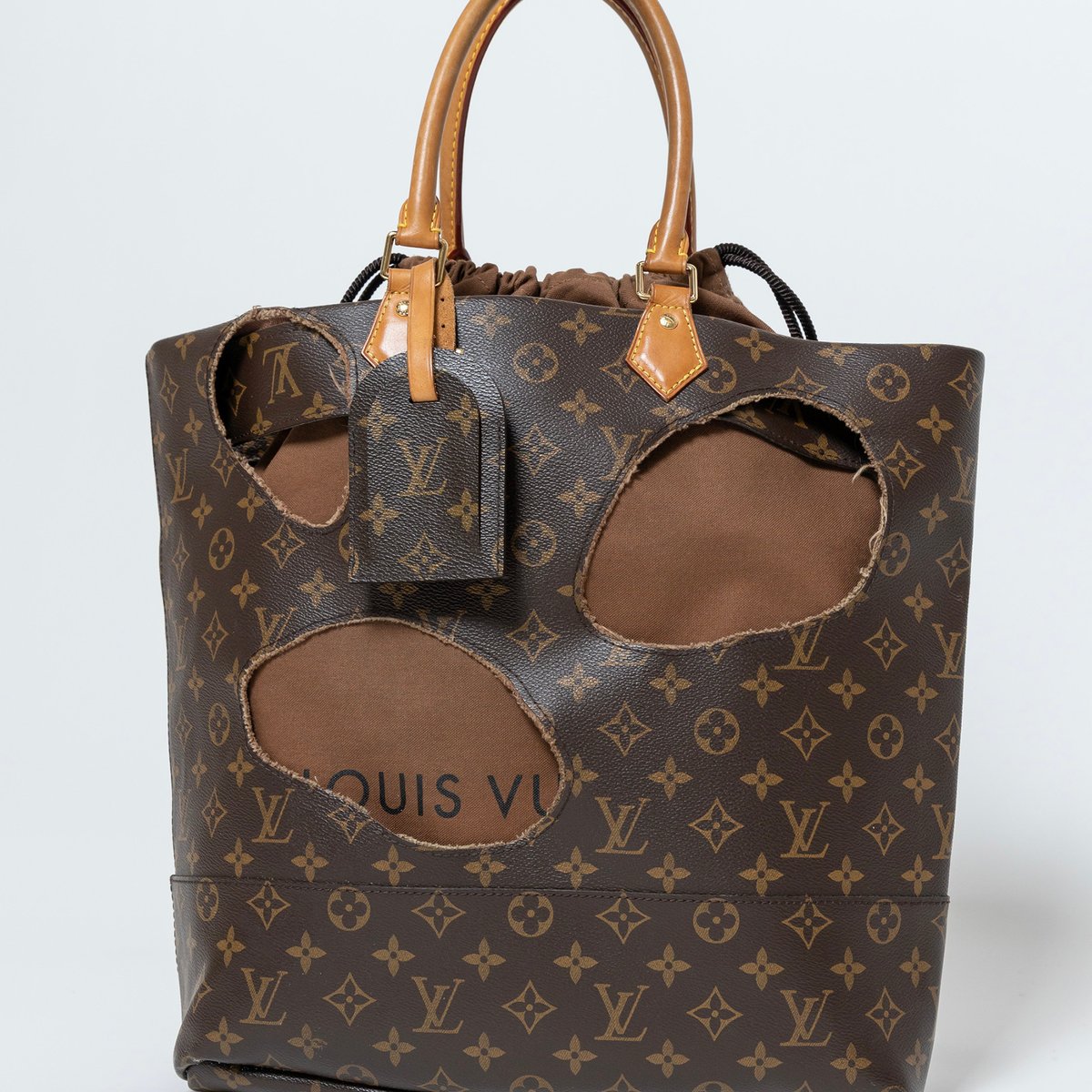 LOUISVUITTON