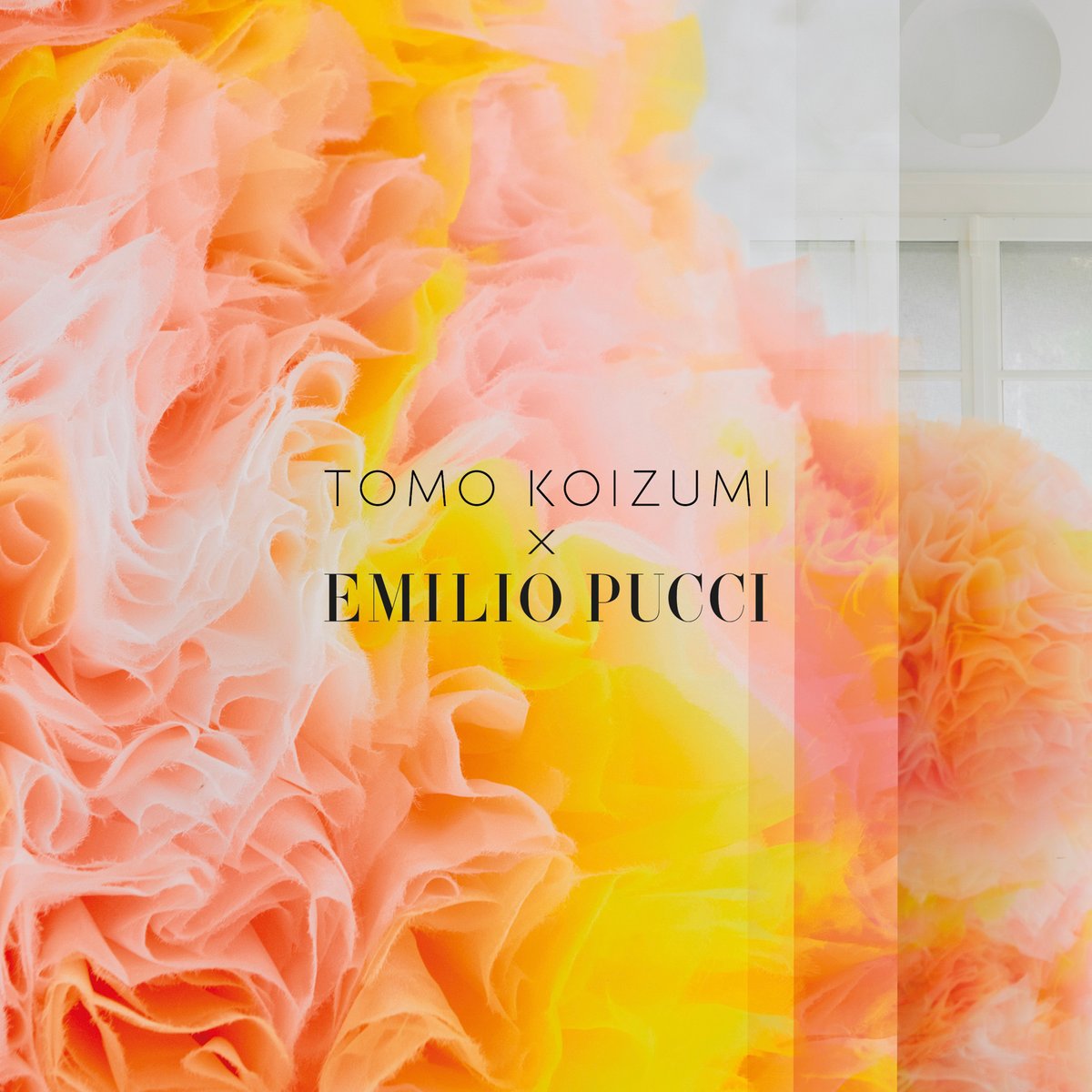 エミリオ・プッチ、トモ コイズミとのコラボを記念した展示会を開催