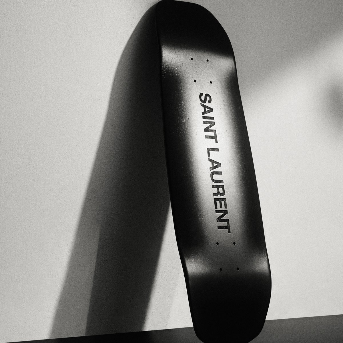 saintlaurent-lifestyle-012.jpg