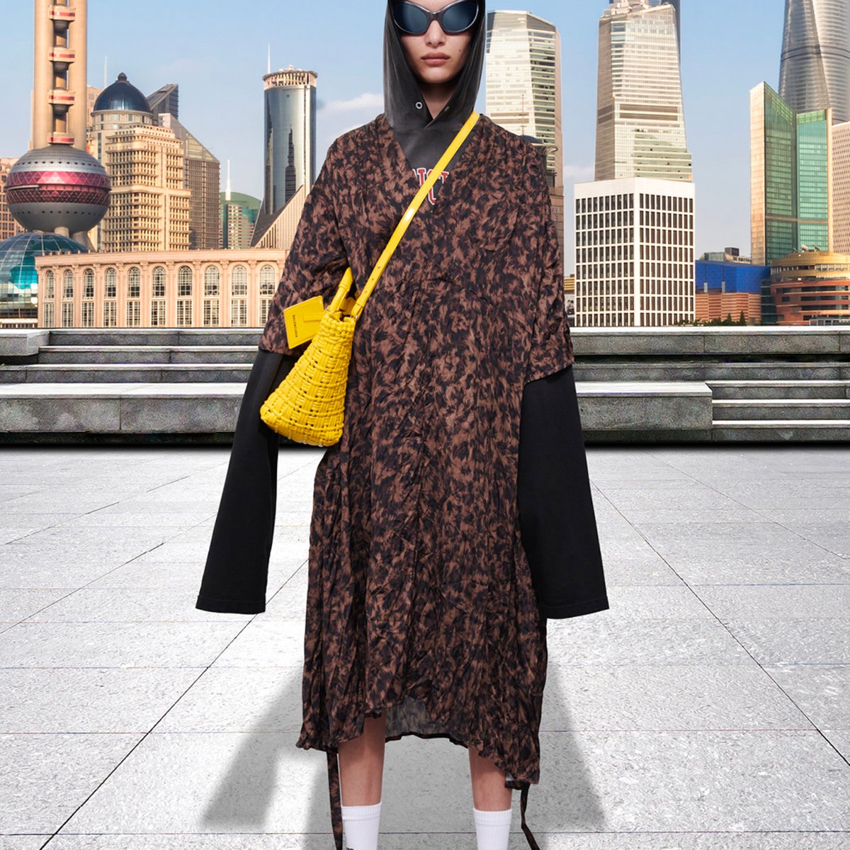 a_balenciaga_bistrobag_2021051