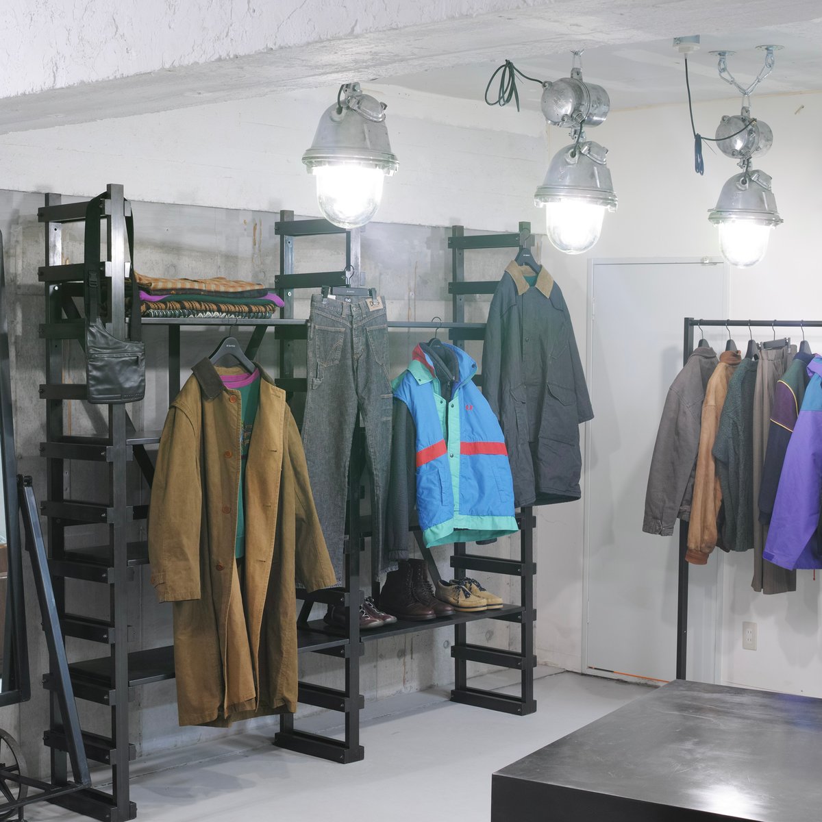 ライラが新メンズストア「キリコ」出店、マッシモ・オスティが