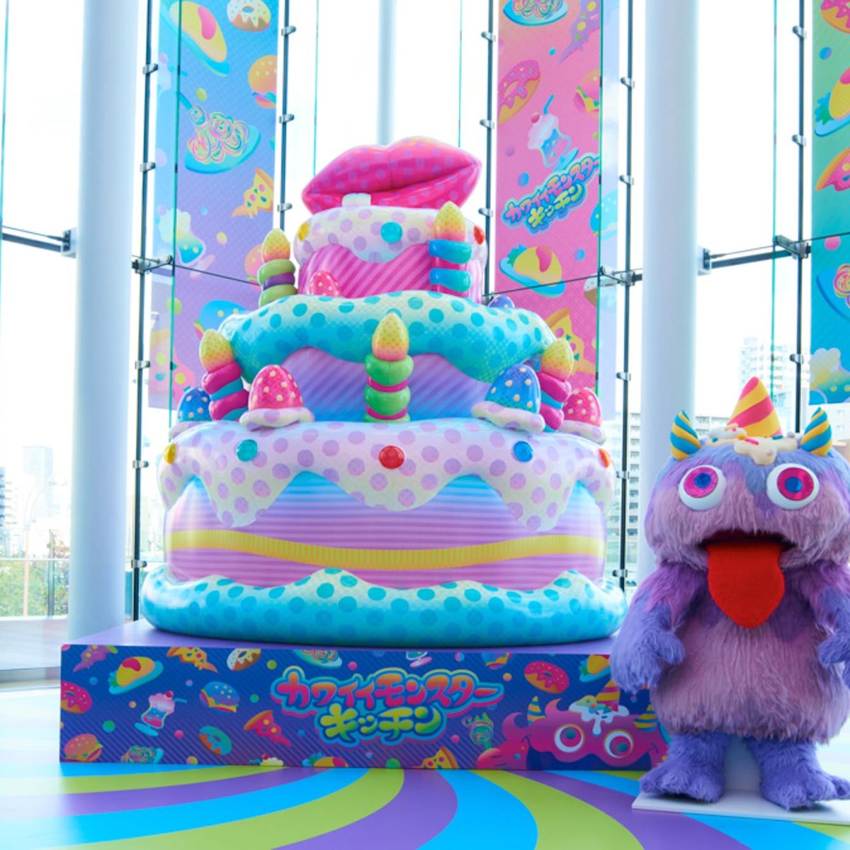 kawaiimonstercafe-osaka-002.jpg