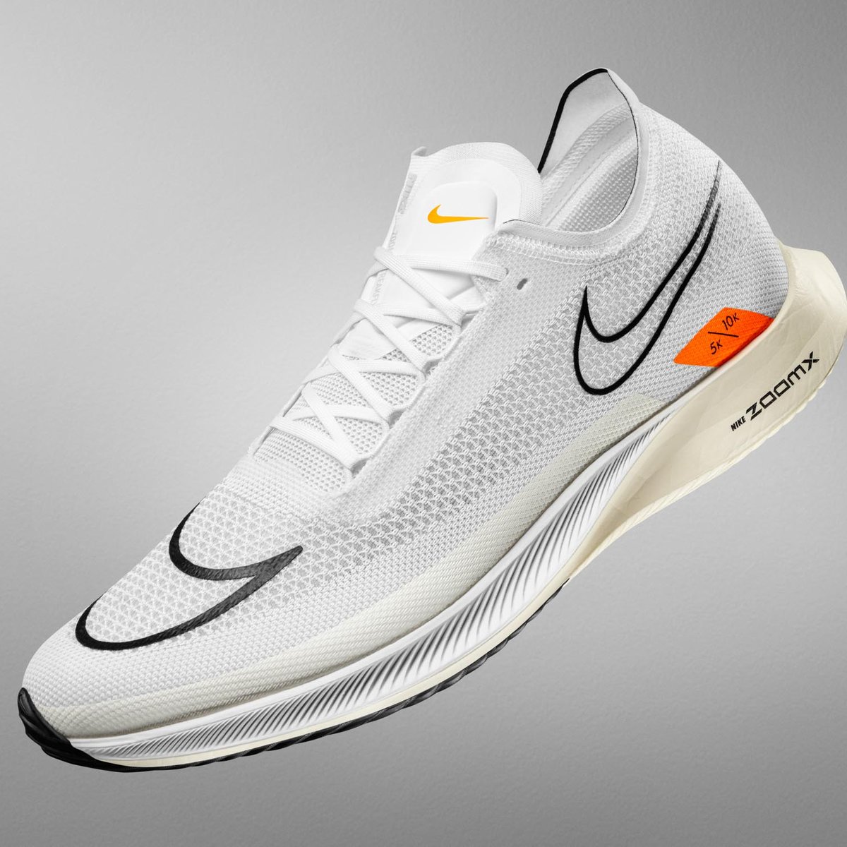 ピンクNIKE ZOOMX STREAKFLYナイキ ズームＸストリークフライ　25