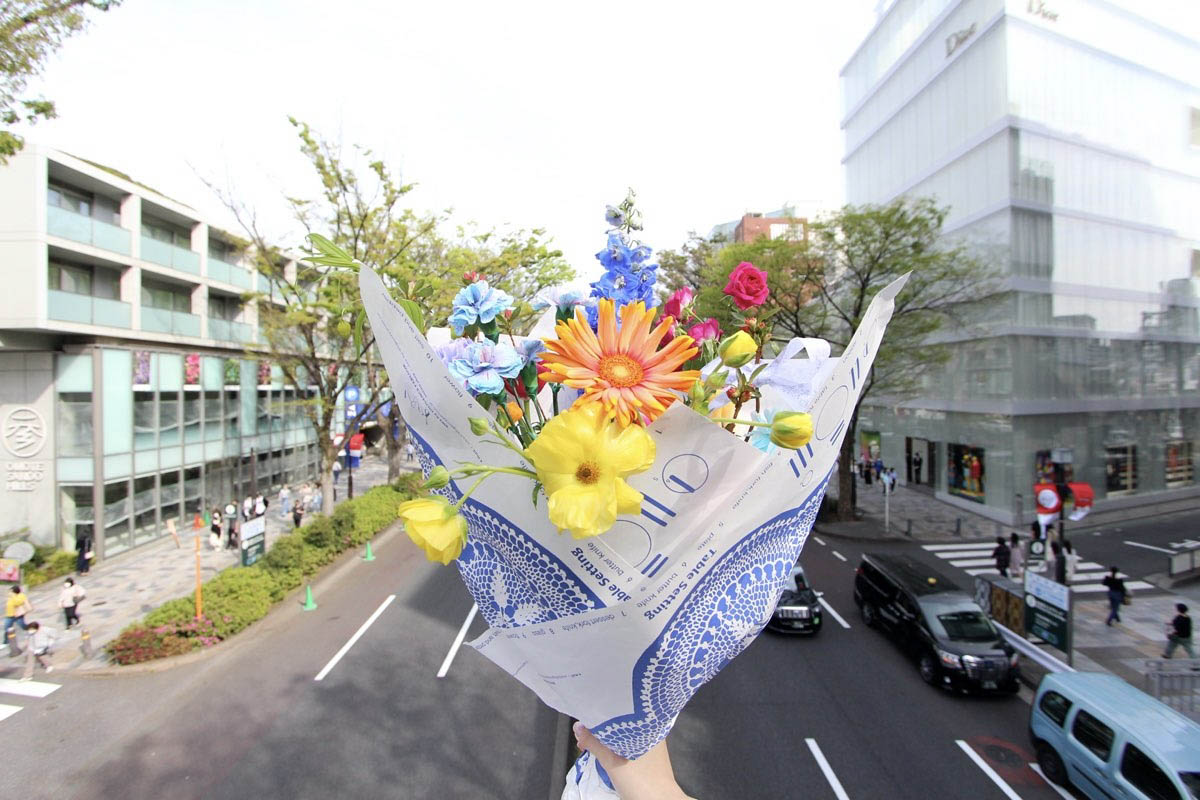 花と街 表参道 原宿のフローリストが贈る 街に映えるブーケ Diligence Parlour