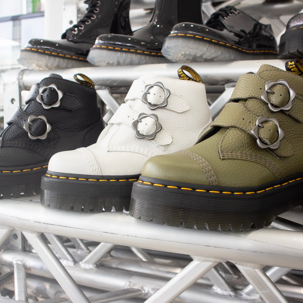 Lazy Oaf × Dr. Martens 8ホールドクターマーチン - 靴