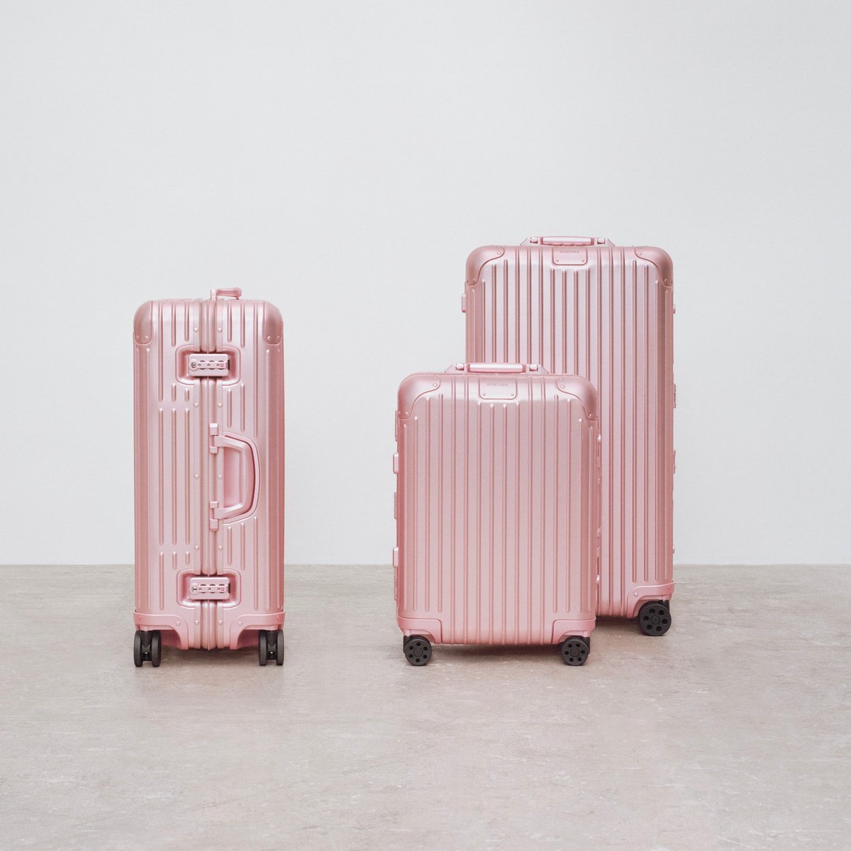 rimowa-rose-collection-