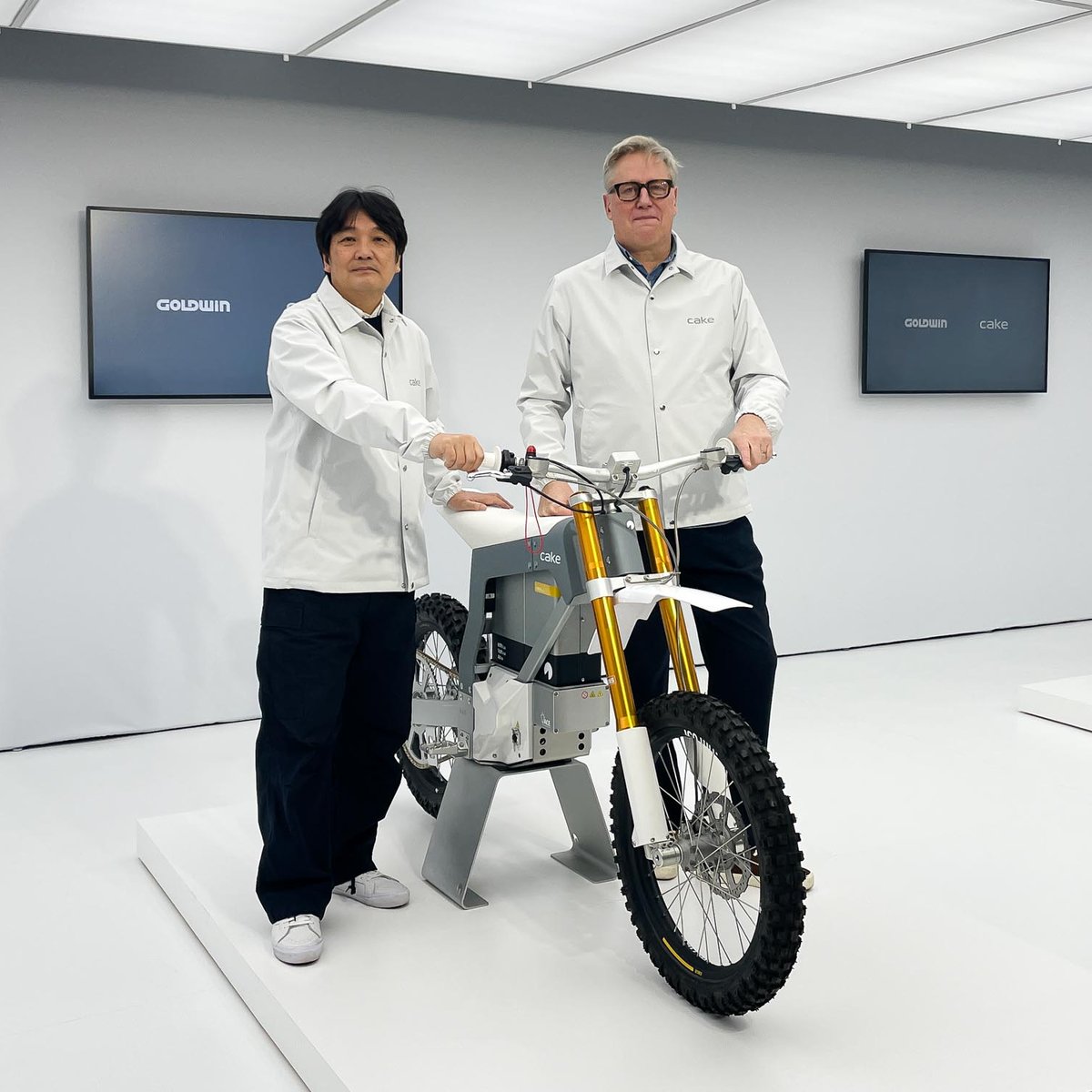 ゴールドウインが電動バイク「CAKE」を日本で展開開始 「移動の ...