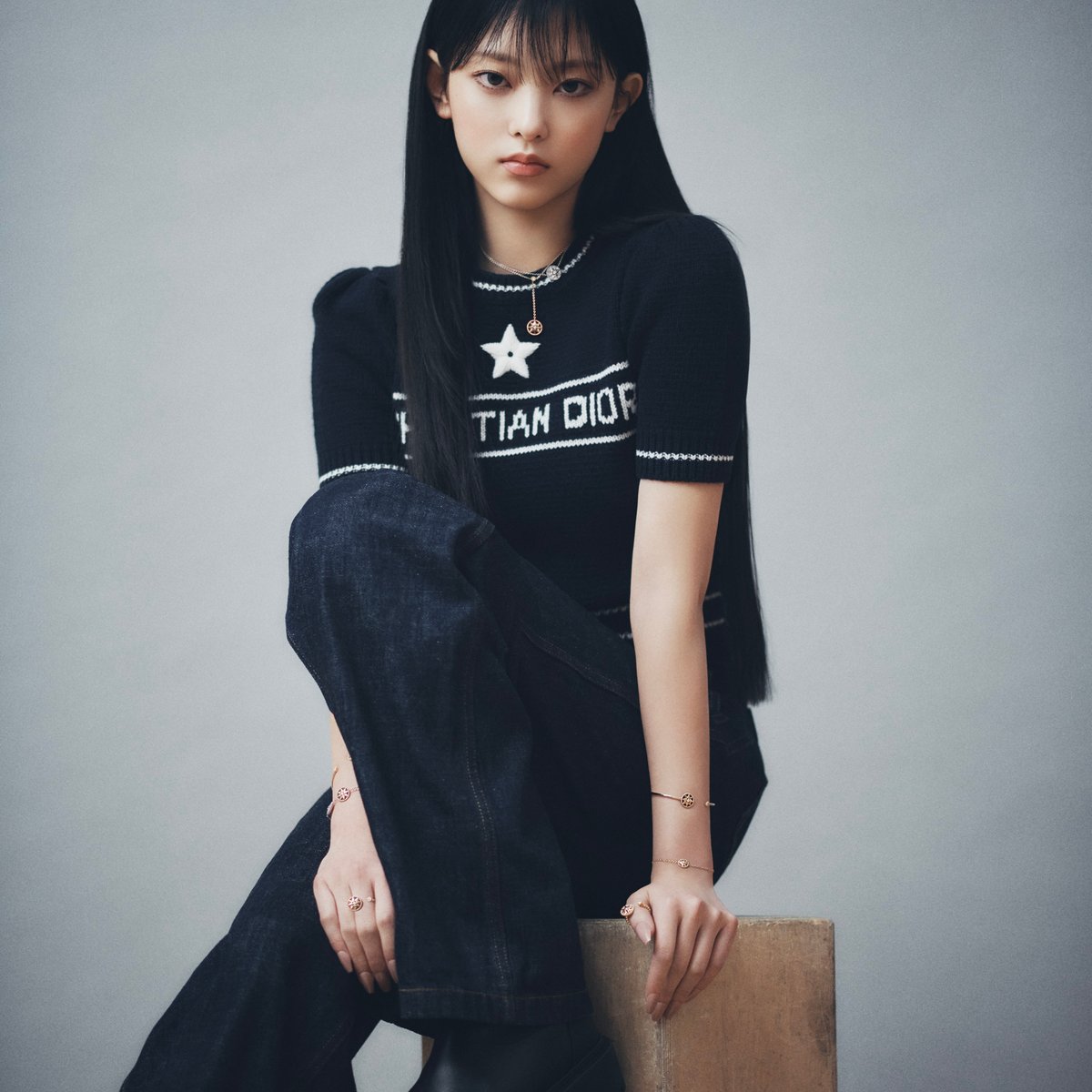 ディオールのグローバルアンバサダーにNewJeansのへリンが就任