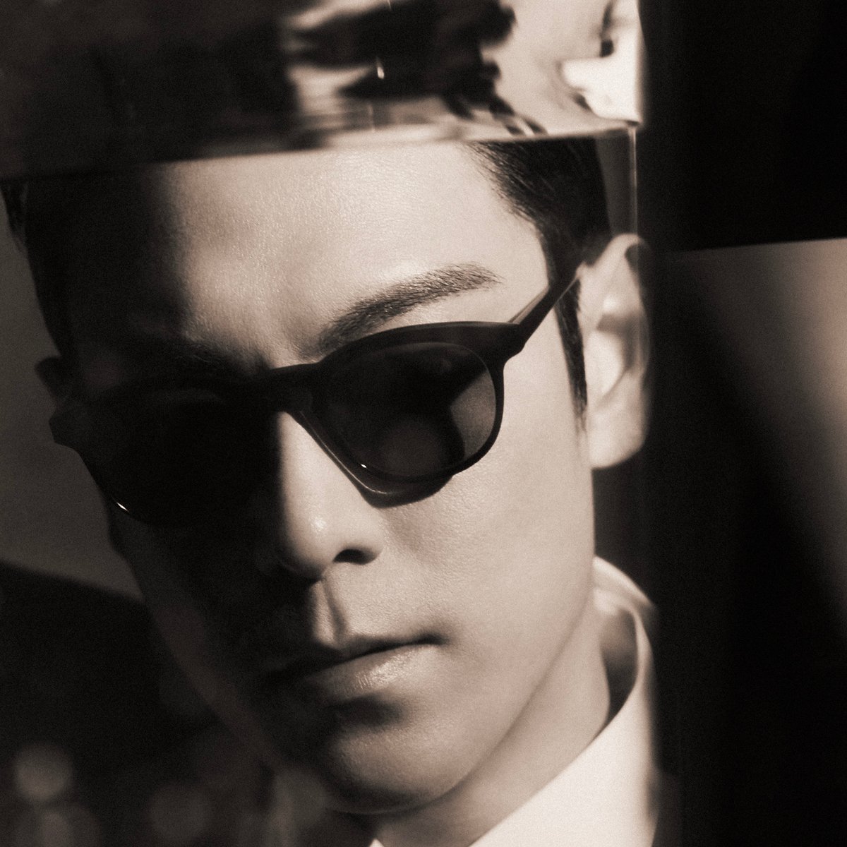 白山眼鏡　BIGBANG TOP コラボサングラス