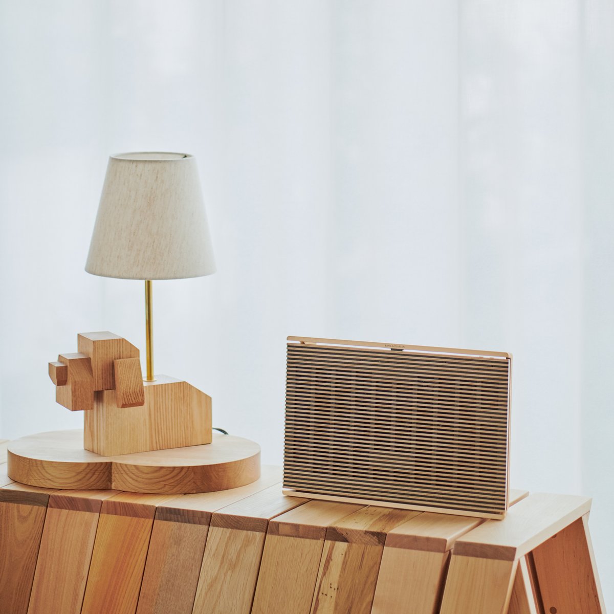 【不自由の女神】 Bang&Olufsenバング&オルフセン バング＆オルフセン」がカリモク家具とコラボした展示を開催、空間