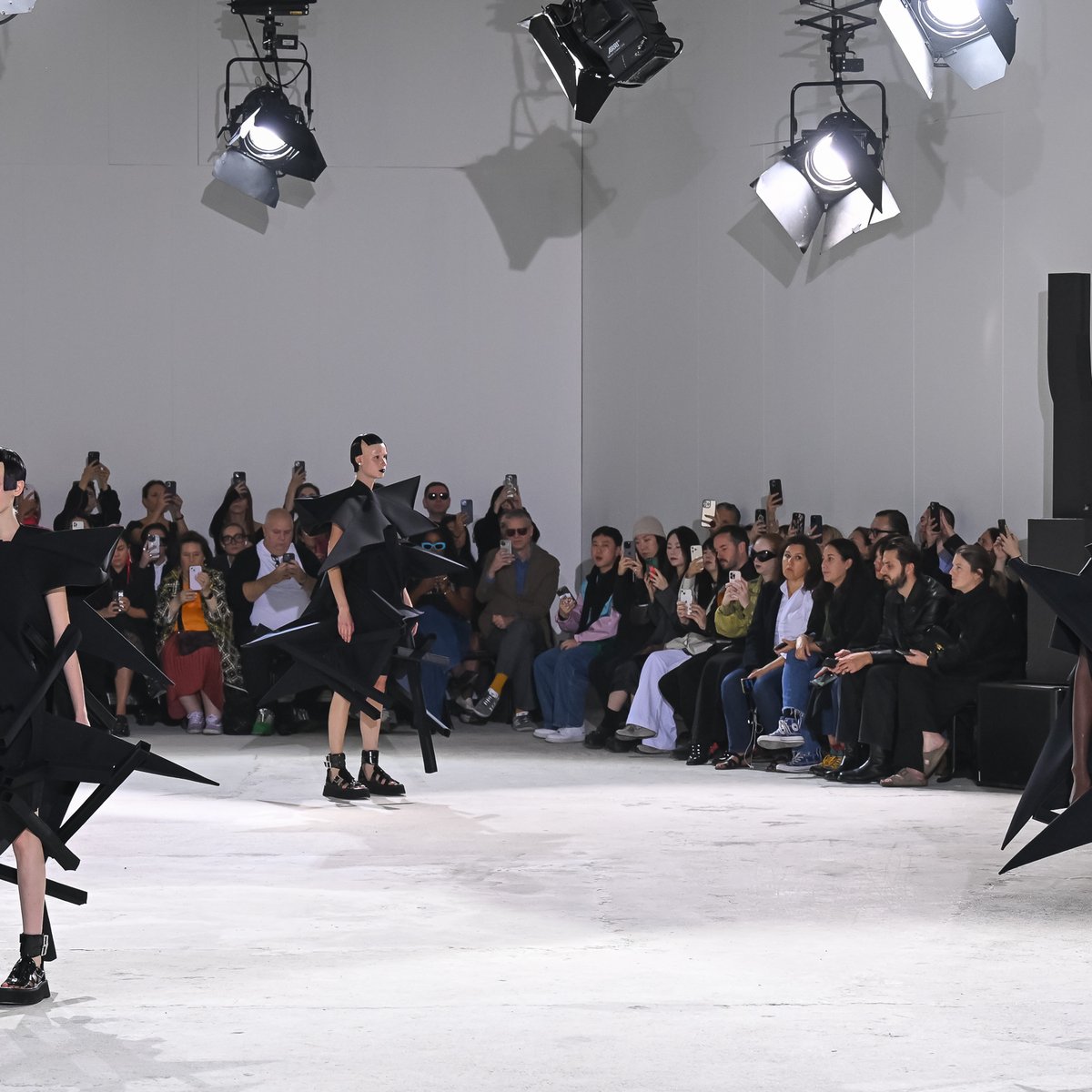 JunyaWatanabe_Paris24ss_0001_6