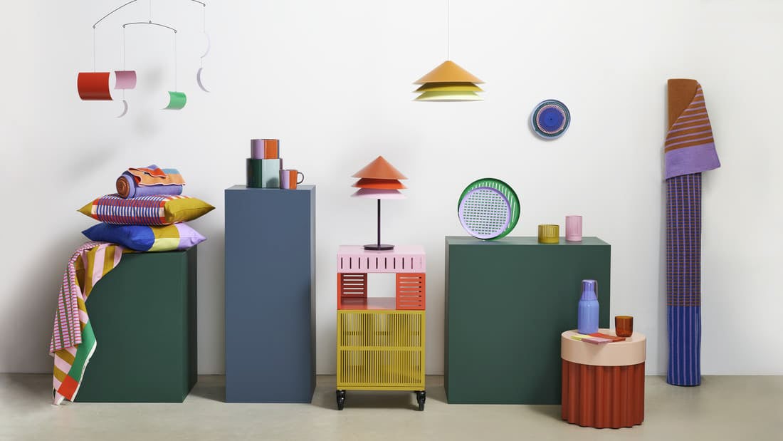 イケアがオランダのデザインデュオとコラボ、カラフルなブランケットや収納ユニットを展開