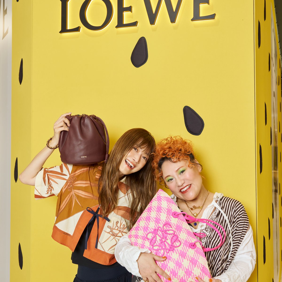 LOEWE イエロー かごバッグ梅田阪急購入