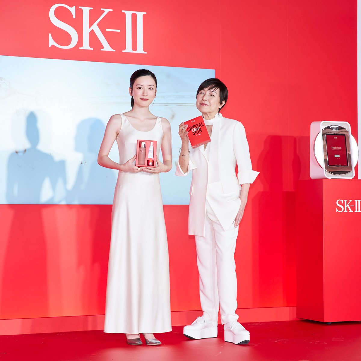 桃井かおり　A1サイズ　ポスター　SK-Ⅱ 当時品　女優　タレント　化粧品　④ 桃井かおり A1サイズ ポスター SK-Ⅱ 当時品 女優 タレント