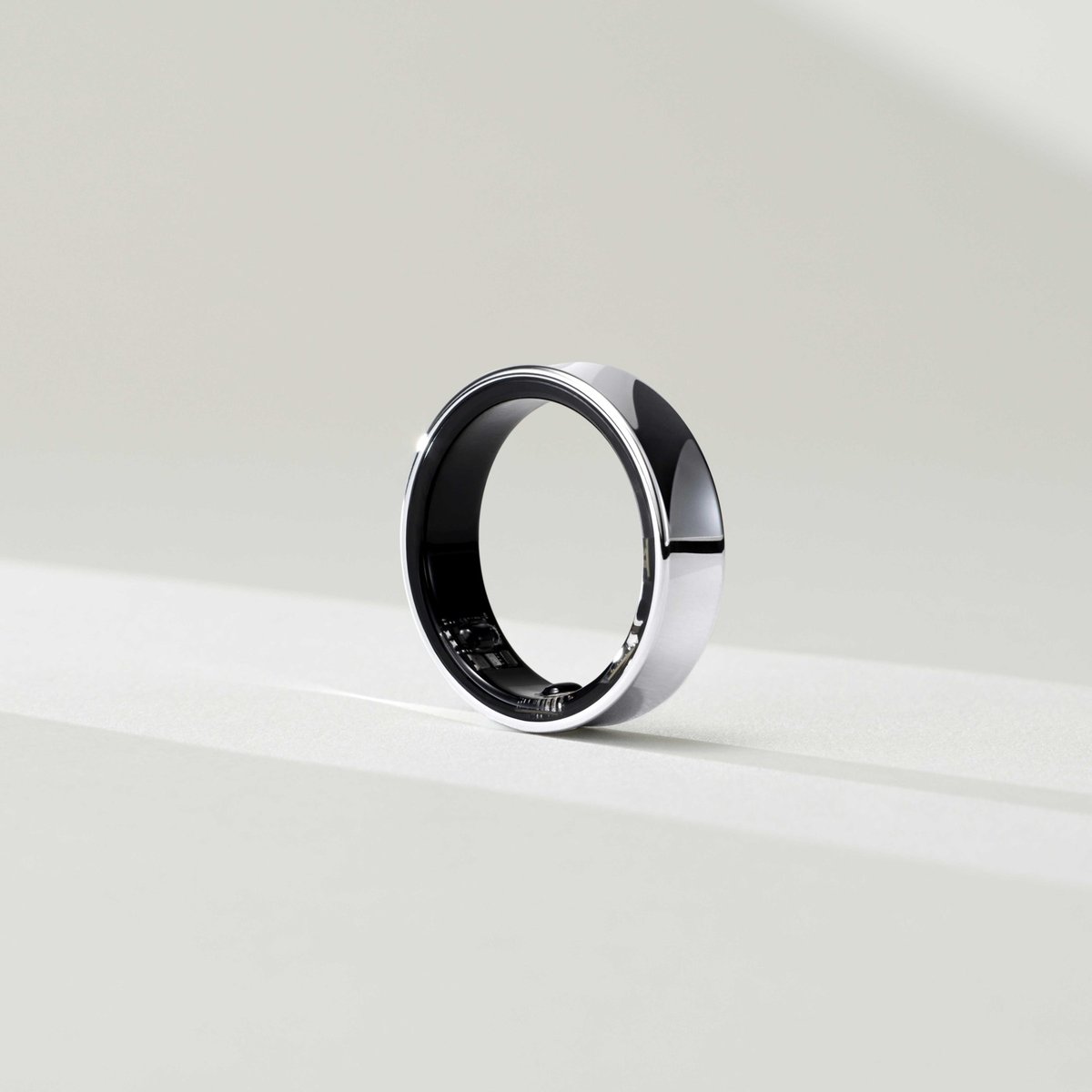 サムスンが初のスマートリング「Galaxy Ring」を発表 日本での発売は未定