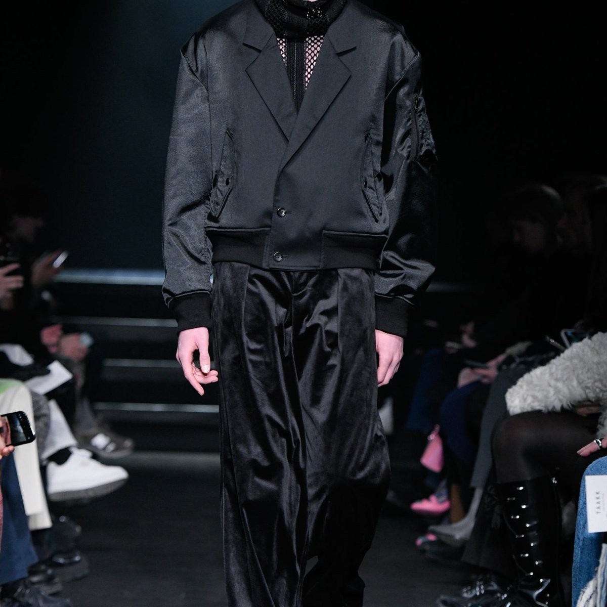 希少 TAAKK 24aw ナイロンジャケット メンズ テック モード 3 黒 希少 TAAKK 24aw ナイロンジャケット メンズ テック モード 3 黒