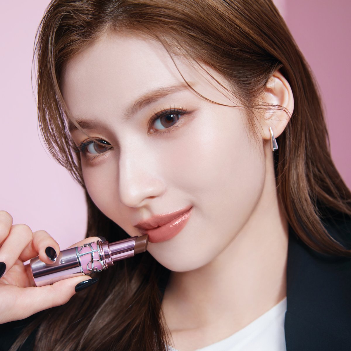 04_117b2-3-b280dafb-6346-4564-