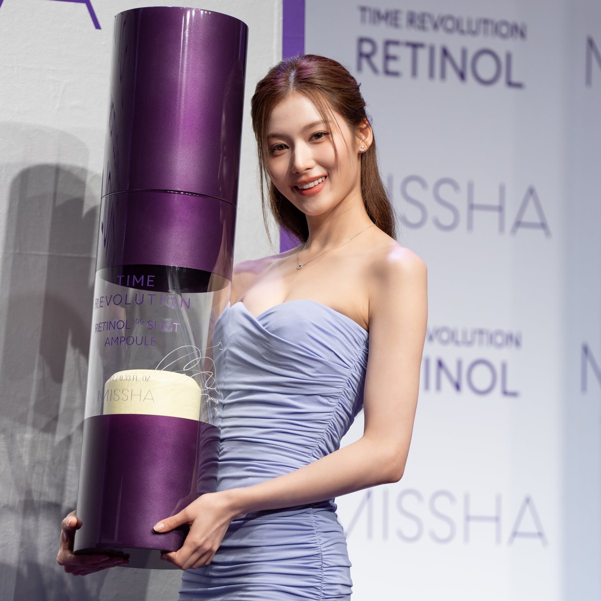 韓国発「ミシャ」スキンケアミューズ TWICE SANAがトークセッションに