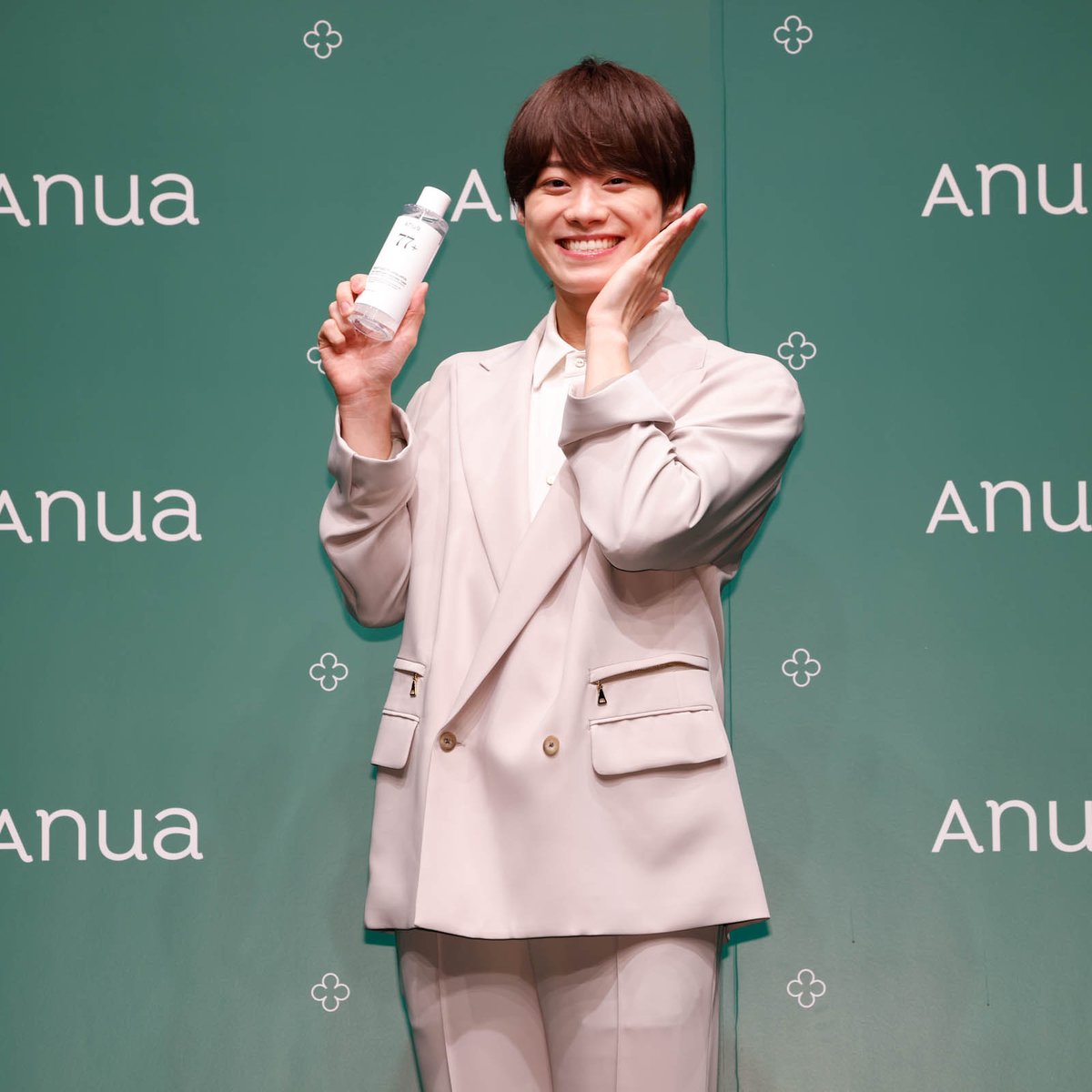 韓国スキンケア アヌアがCMキャラクターになにわ男子・大橋和也