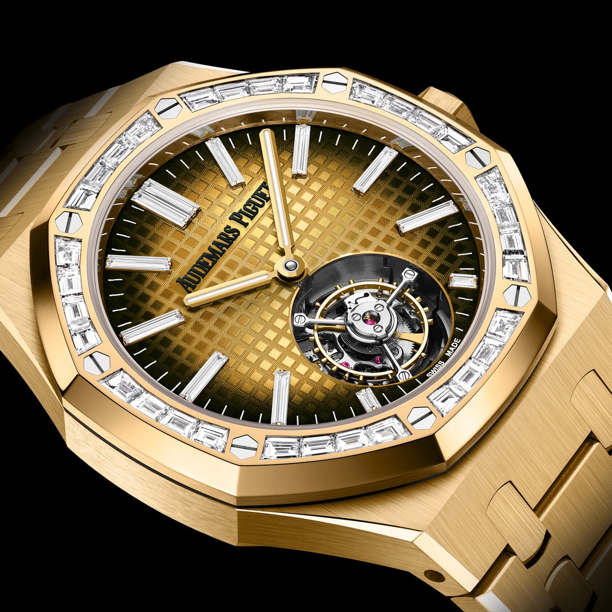 audemarspiguet-gold-001-