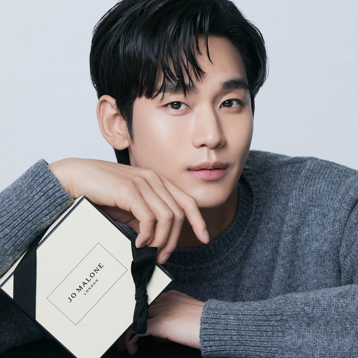 キムスヒョンJO MALONE ポップアップストア 購入特典 サイン入りトレカ - メルカリ