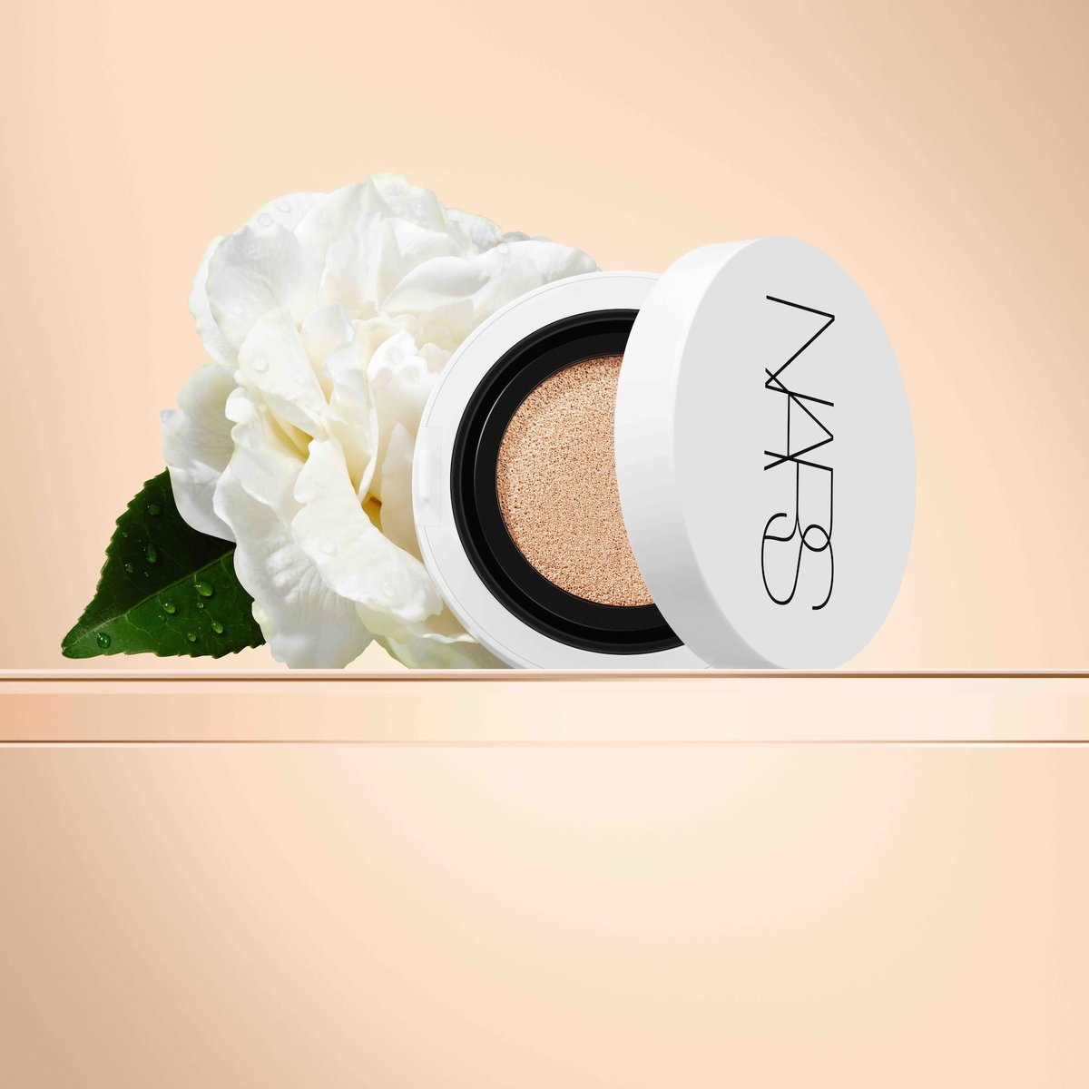 nars-light-reflecting-serum-