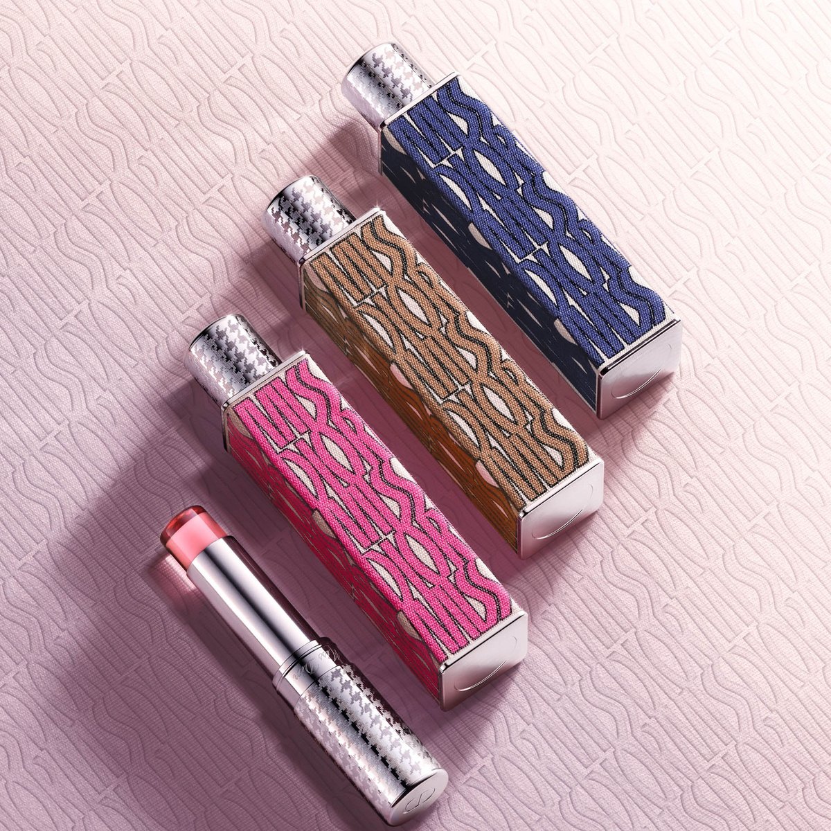dior-mini-miss-case-4e8f0866-
