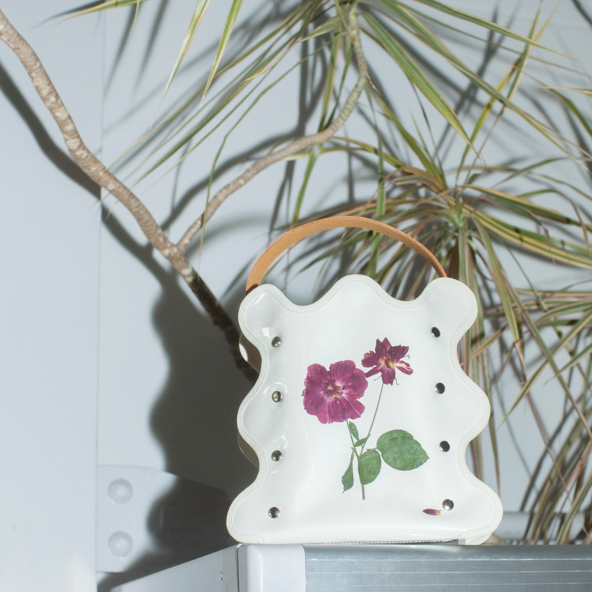 ノリ エノモト × エデンワークス、ドライフラワーを融合したマルディ