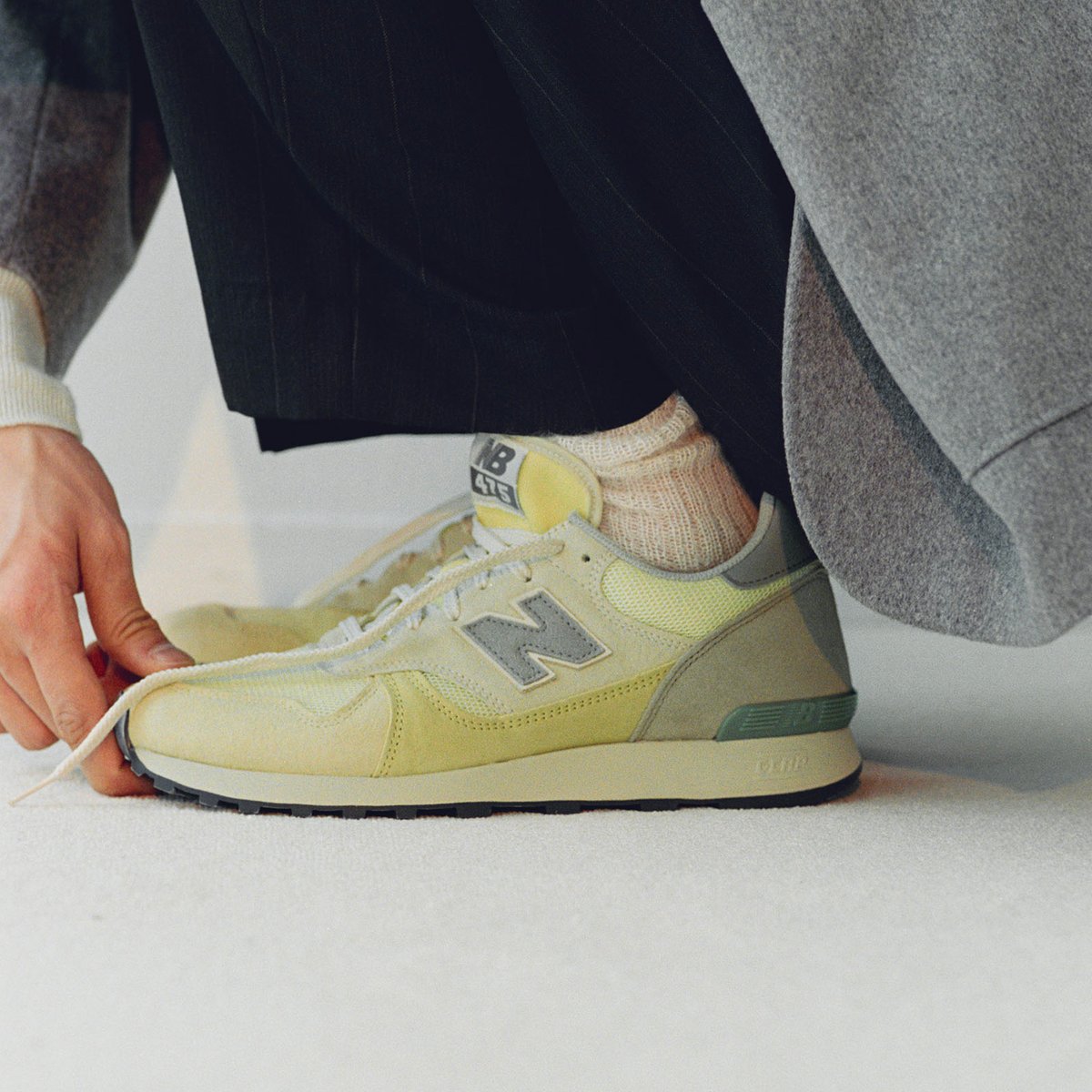 最新な auralee-new-balance-475-015- 靴