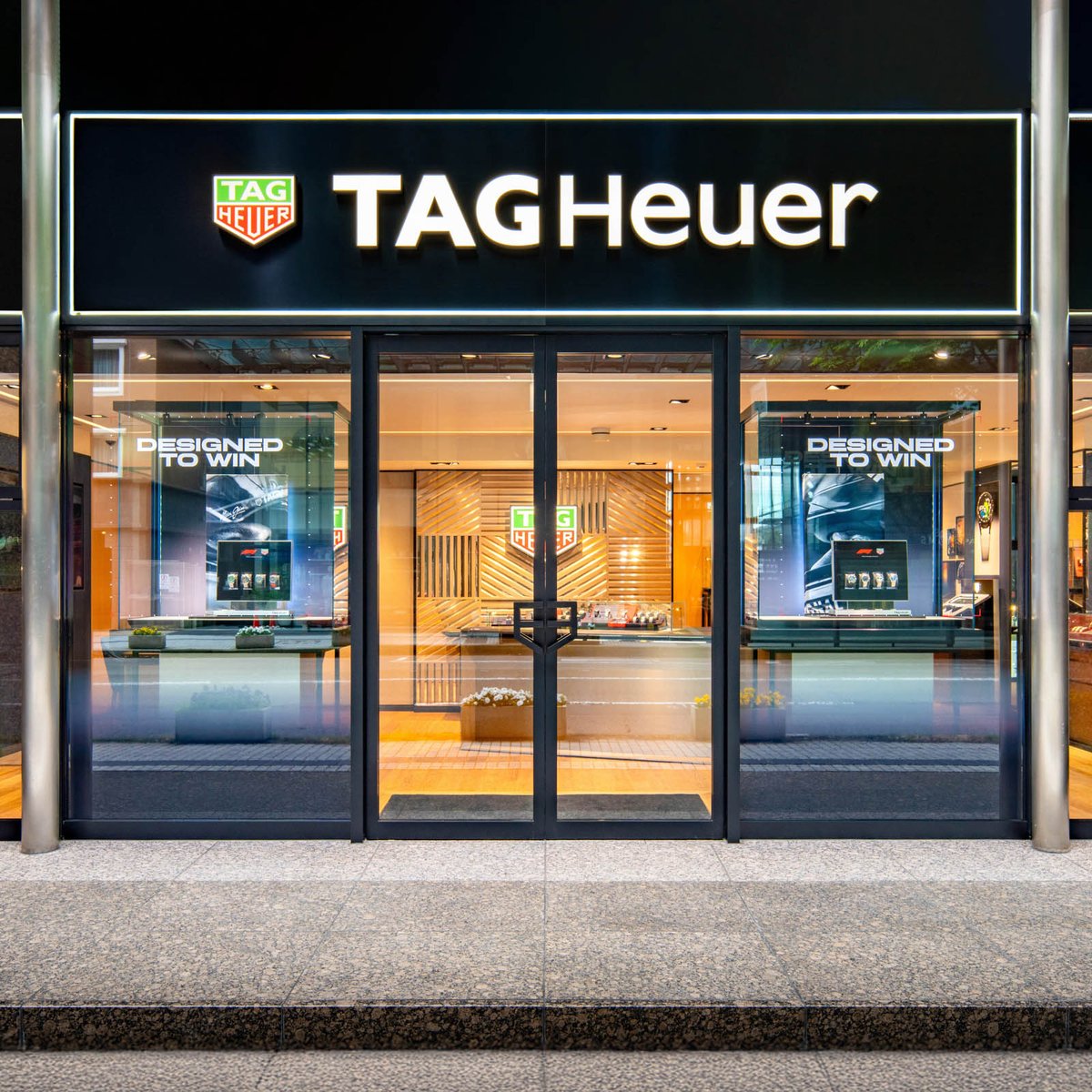 tag-heuer-newstore-4-ae967e17-
