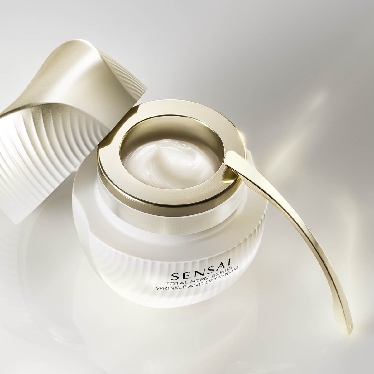 フェイスクリーム SENSAI extra intensive cream 40ml Extra Intensive Eye Cream | SKIN CARE | Eye Care | SENSAI