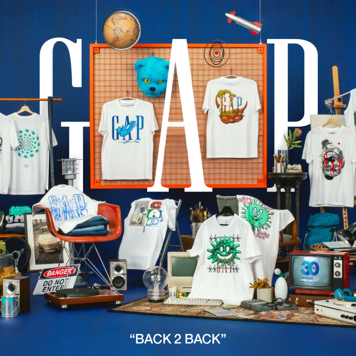 ギャップが30周年を記念したTシャツコレクションを発売 コイン