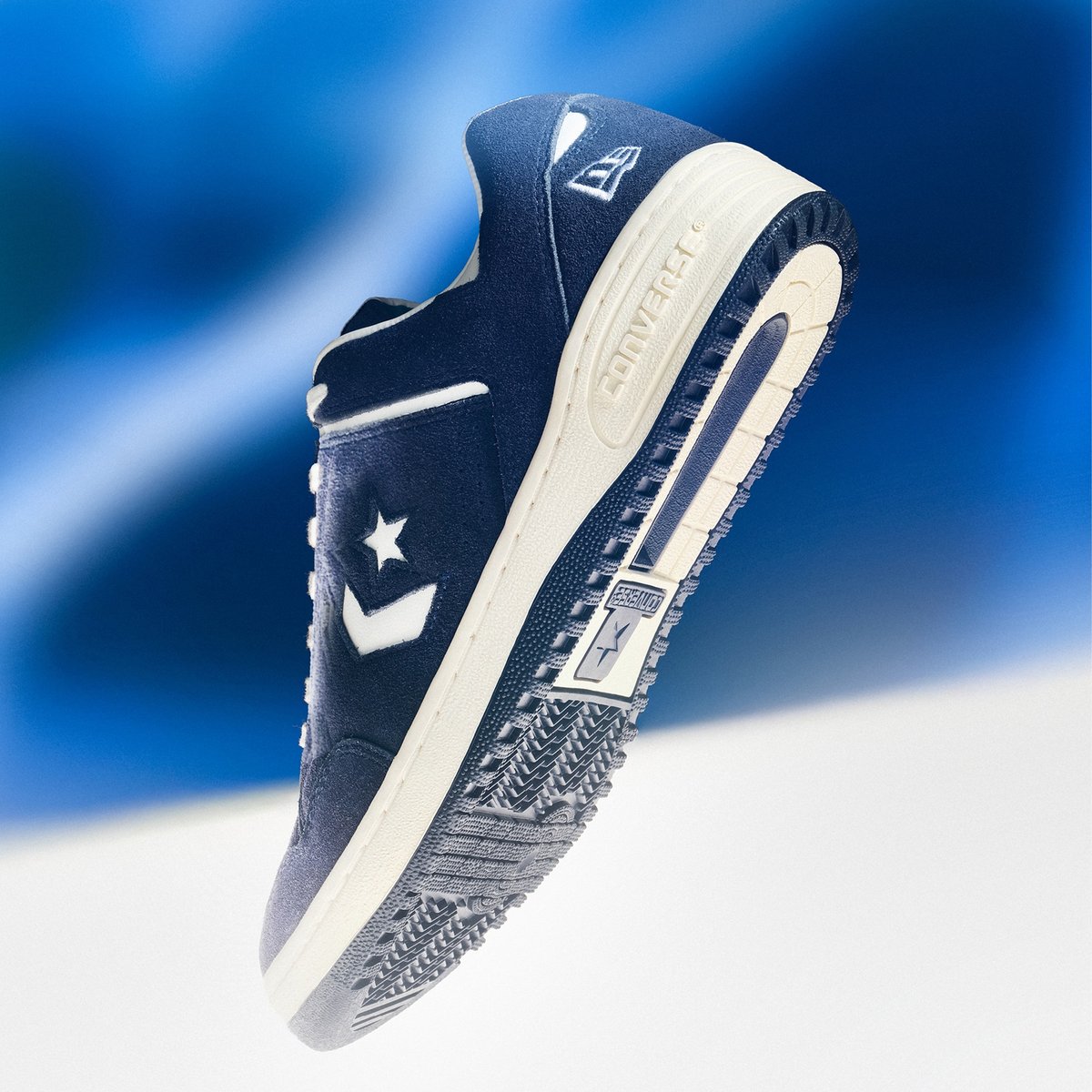 weapon-suede-ox-ne1-de1de40e-