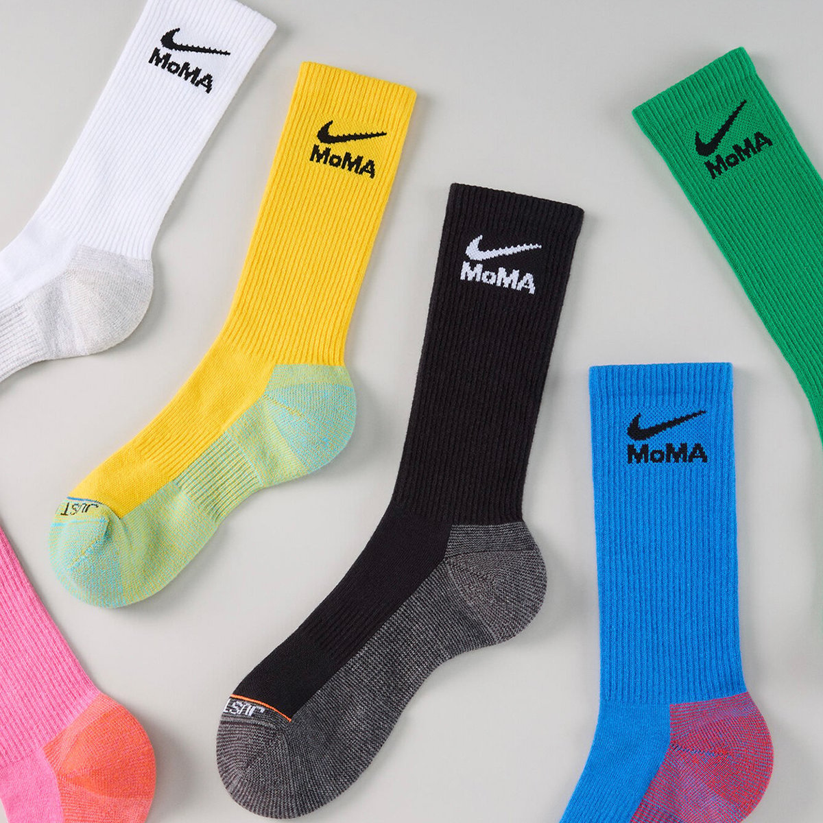 22〜24】ナイキ Nike ロゴフラワーソックス 9足セット NIKE（ナイキ） 靴下 6足組 子ども用 21-25cm NIKE エブリデイ キッズ