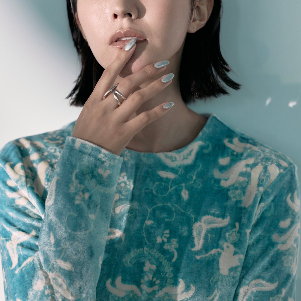 マメ様　オーダー ステュディオスがマメ クロゴウチとコラボ 「コンタクトレンズ」カラー