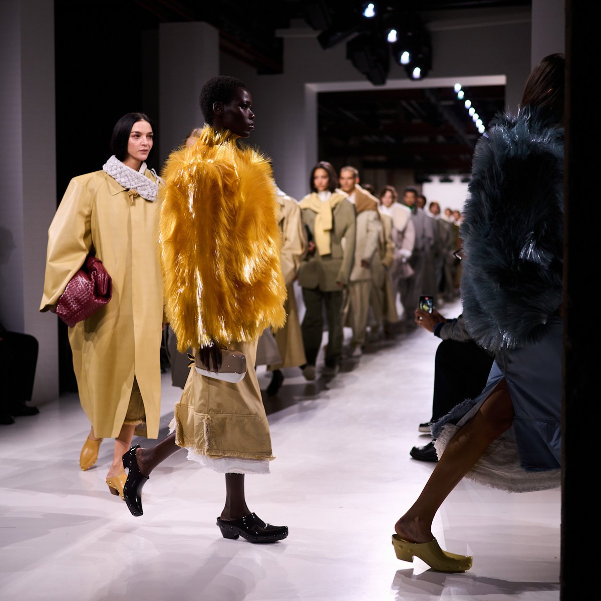 BottegaVenetaatmS26070-