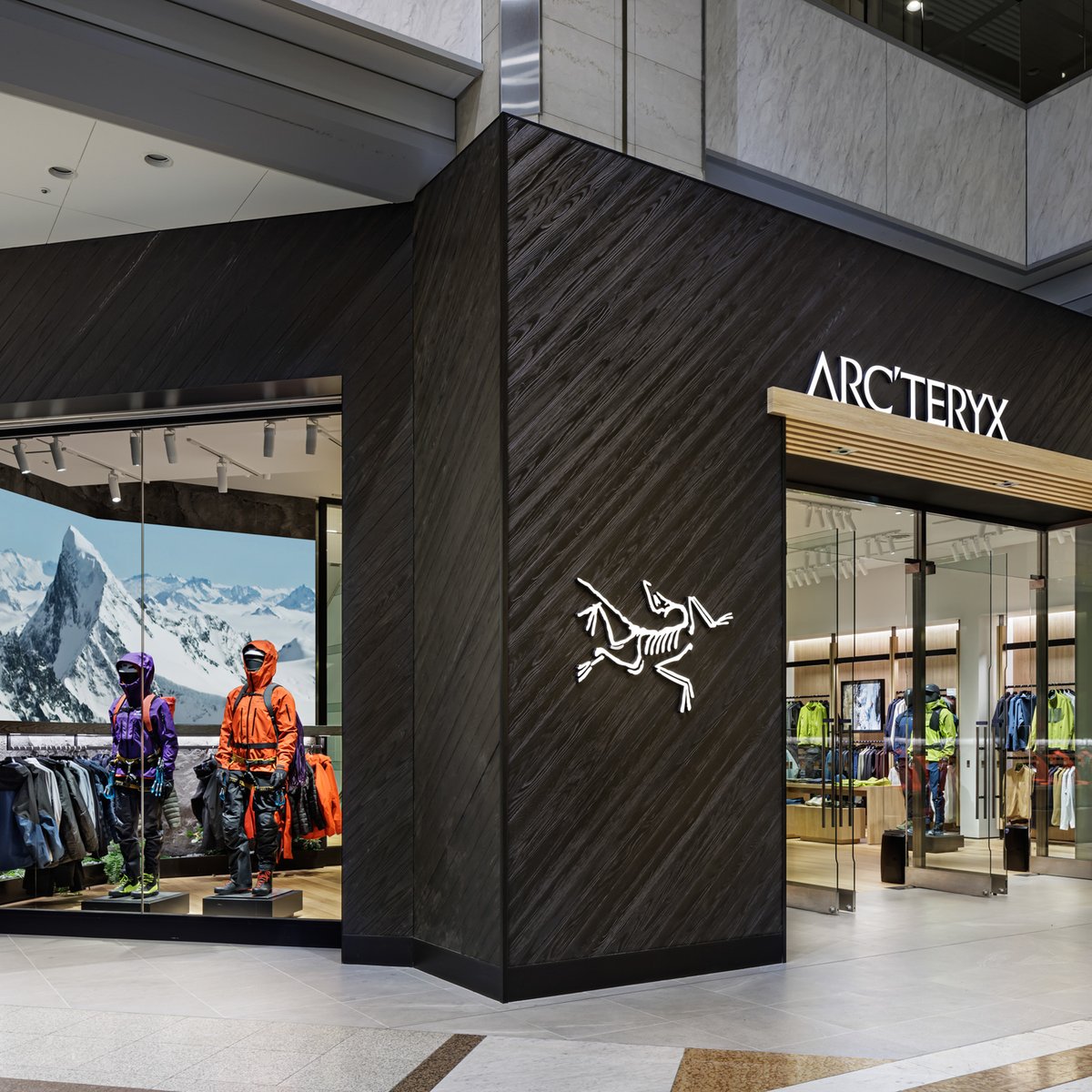 アークテリクスが東武池袋本店1階に出店 国内直営店はこれで18店に