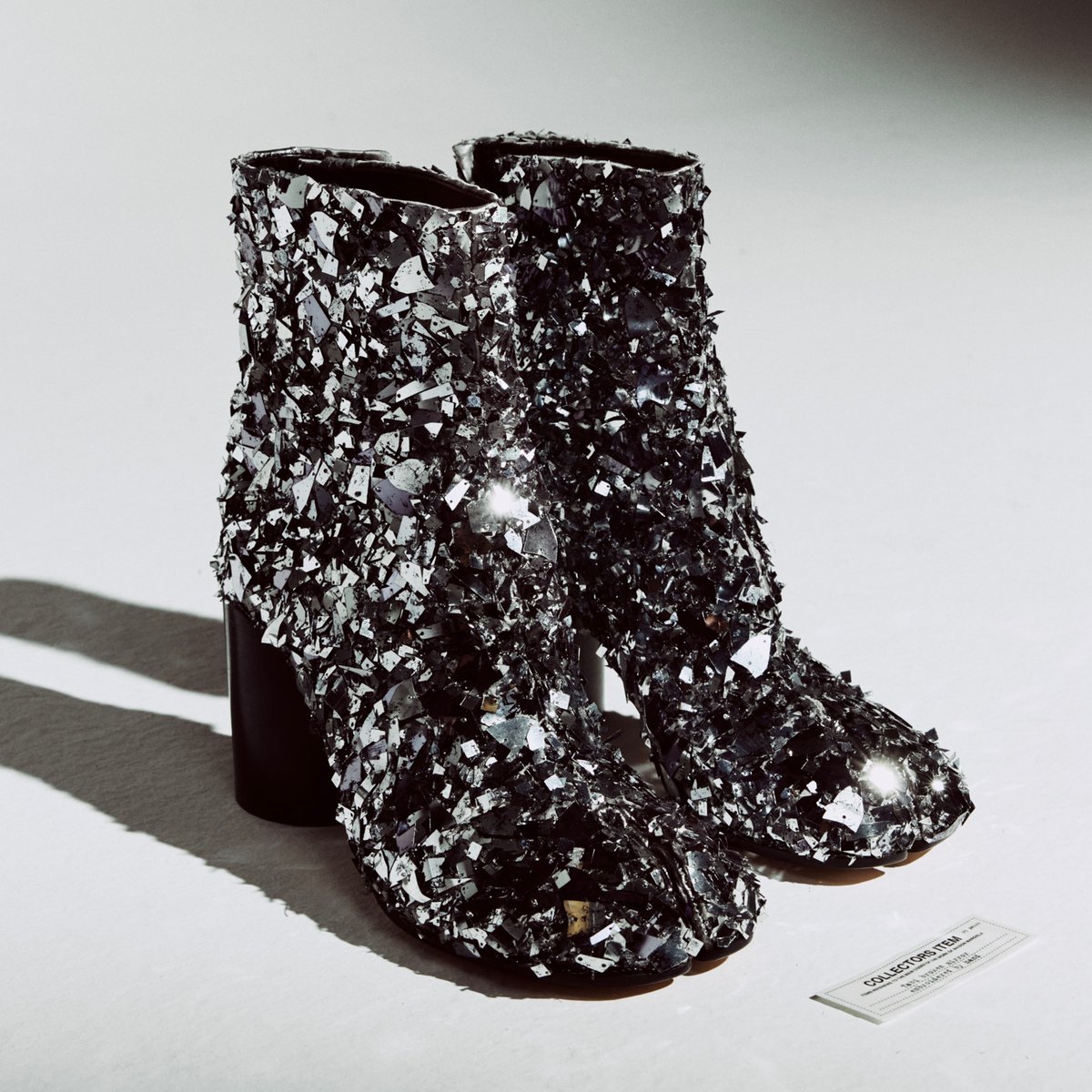 maison-margiela-broken-mirror-